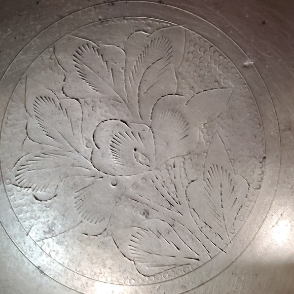 Vintage Etched Floral Pattern Brass 3 Cigarette Ashtray Or Trinket Dish Small - Picture 8 of 8